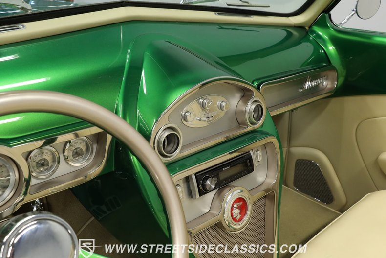 Mercury-Convertible-1949-Sour-Apple-Green-Almond-43