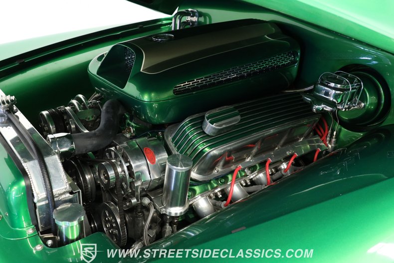 Mercury-Convertible-1949-Sour-Apple-Green-Almond-48