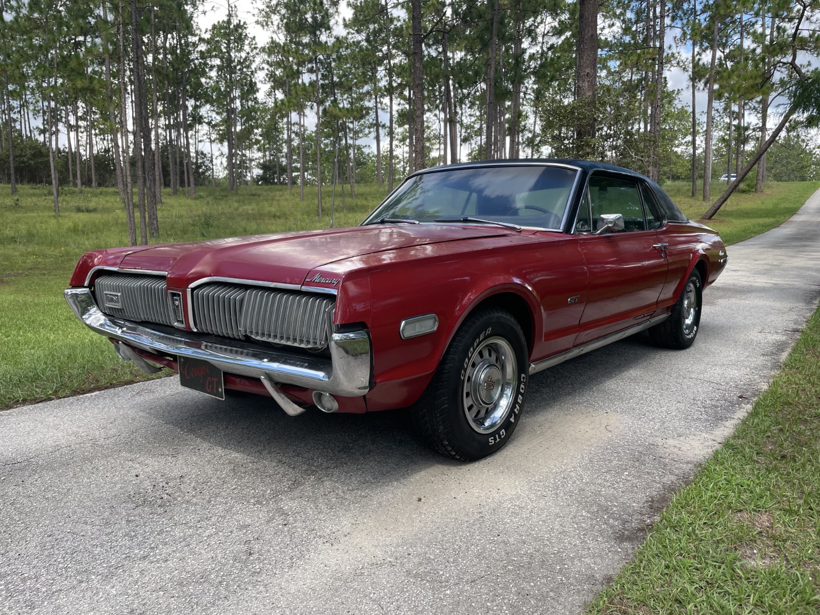 Mercury-Cougar-1968-Coupe-11