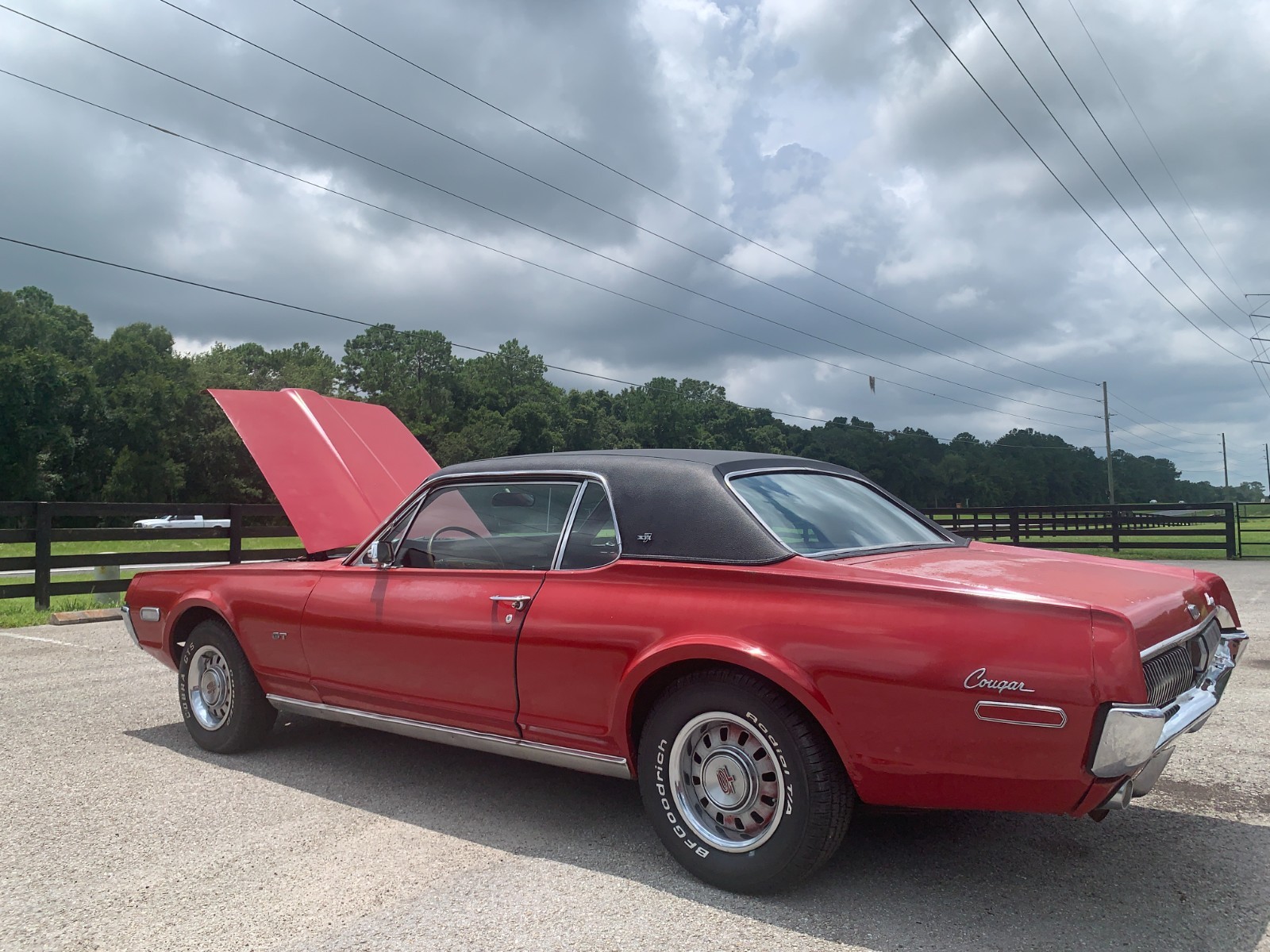 Mercury-Cougar-1968-Coupe-33