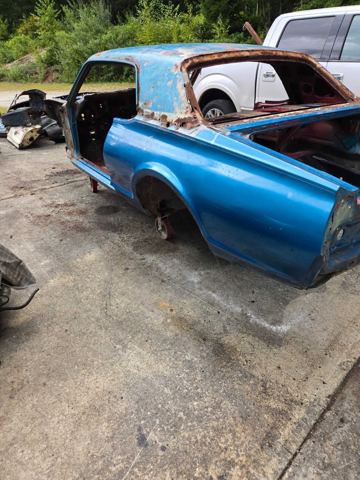 Mercury-Cougar-1968-none-2