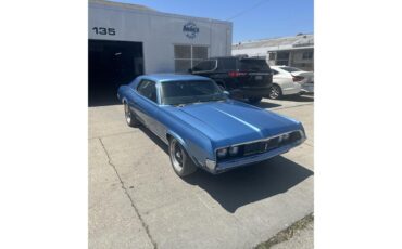 Mercury-Cougar-1969-Light-Blue-Black-and-Blue-1