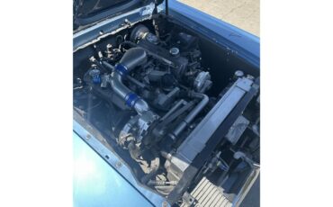 Mercury-Cougar-1969-Light-Blue-Black-and-Blue-5