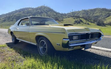 Mercury-Cougar-1969-Yellow-White-12
