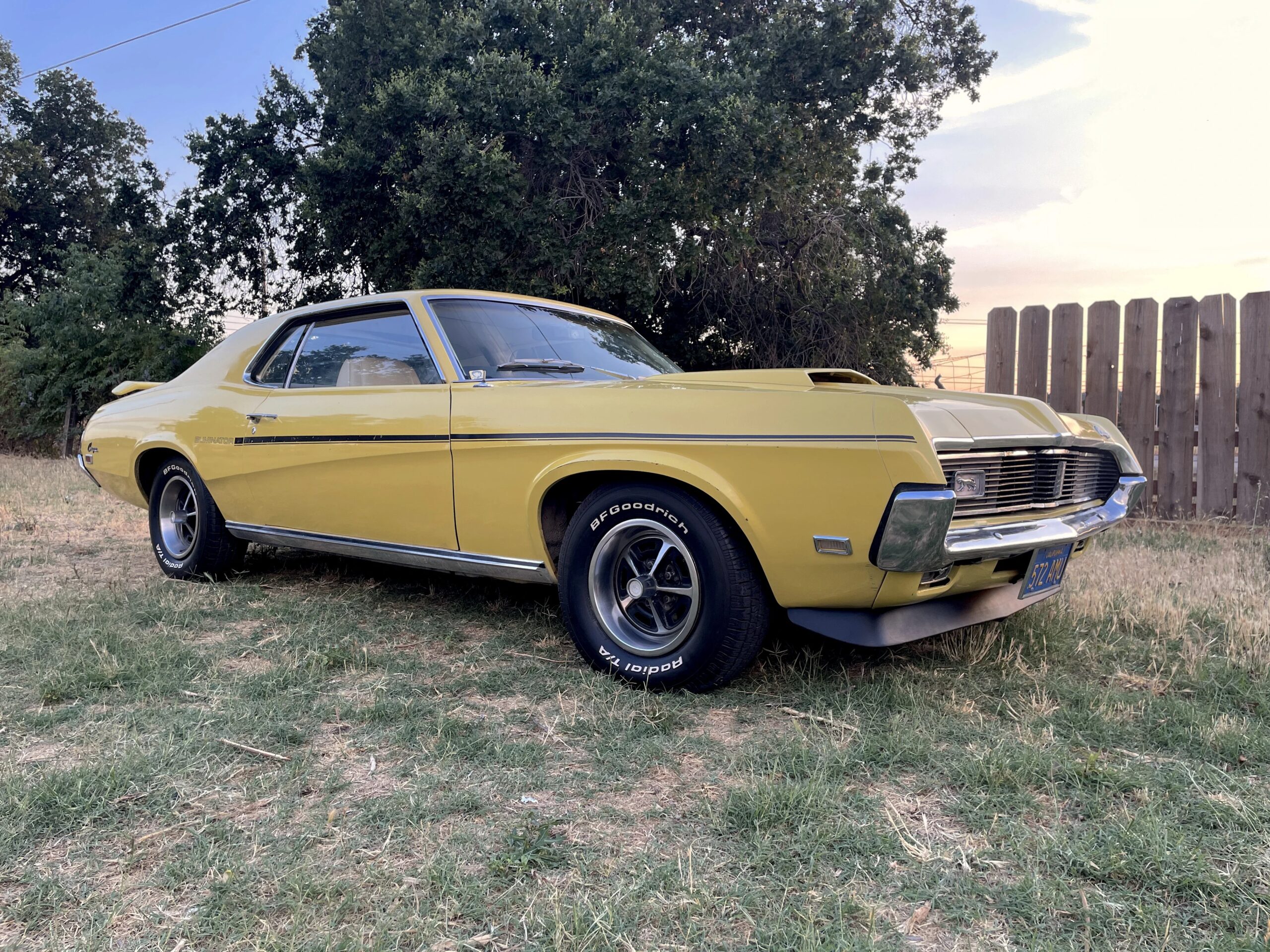 Mercury-Cougar-1969-Yellow-White