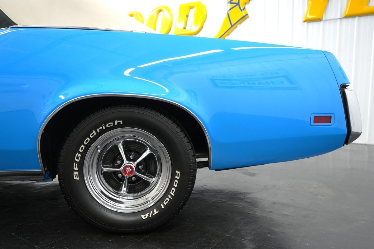 Mercury-Cougar-XR7-Convertible-1972-Convertible-34