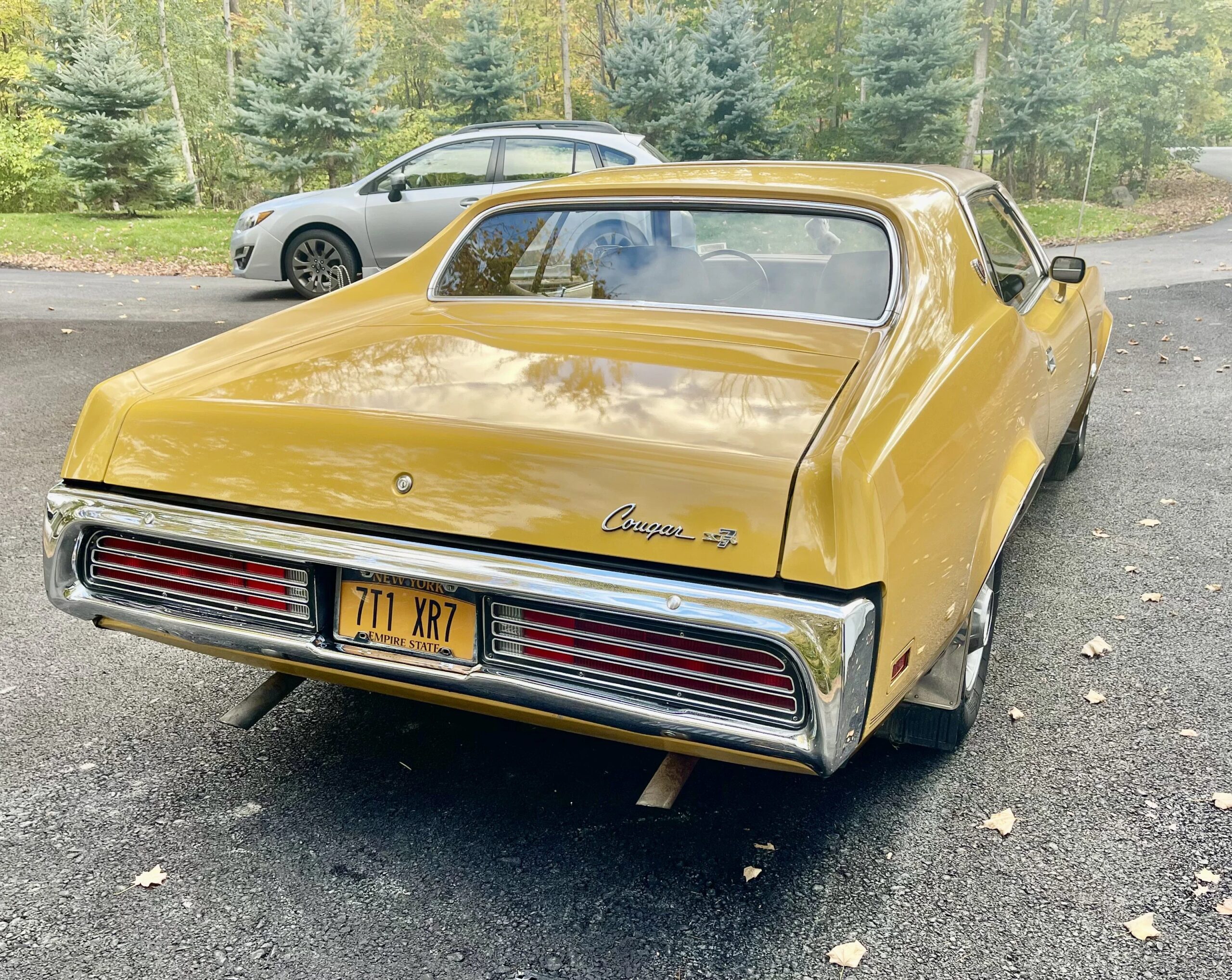 Mercury-Cougar-xr7-1971-Gold-Tan-2