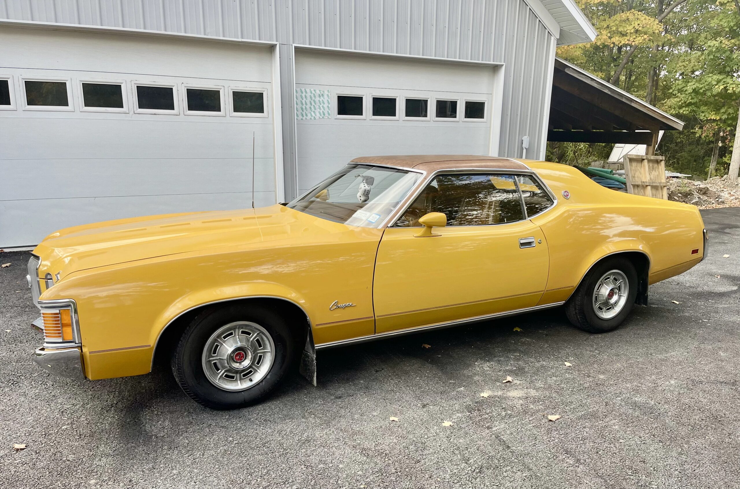 Mercury-Cougar-xr7-1971-Gold-Tan-4