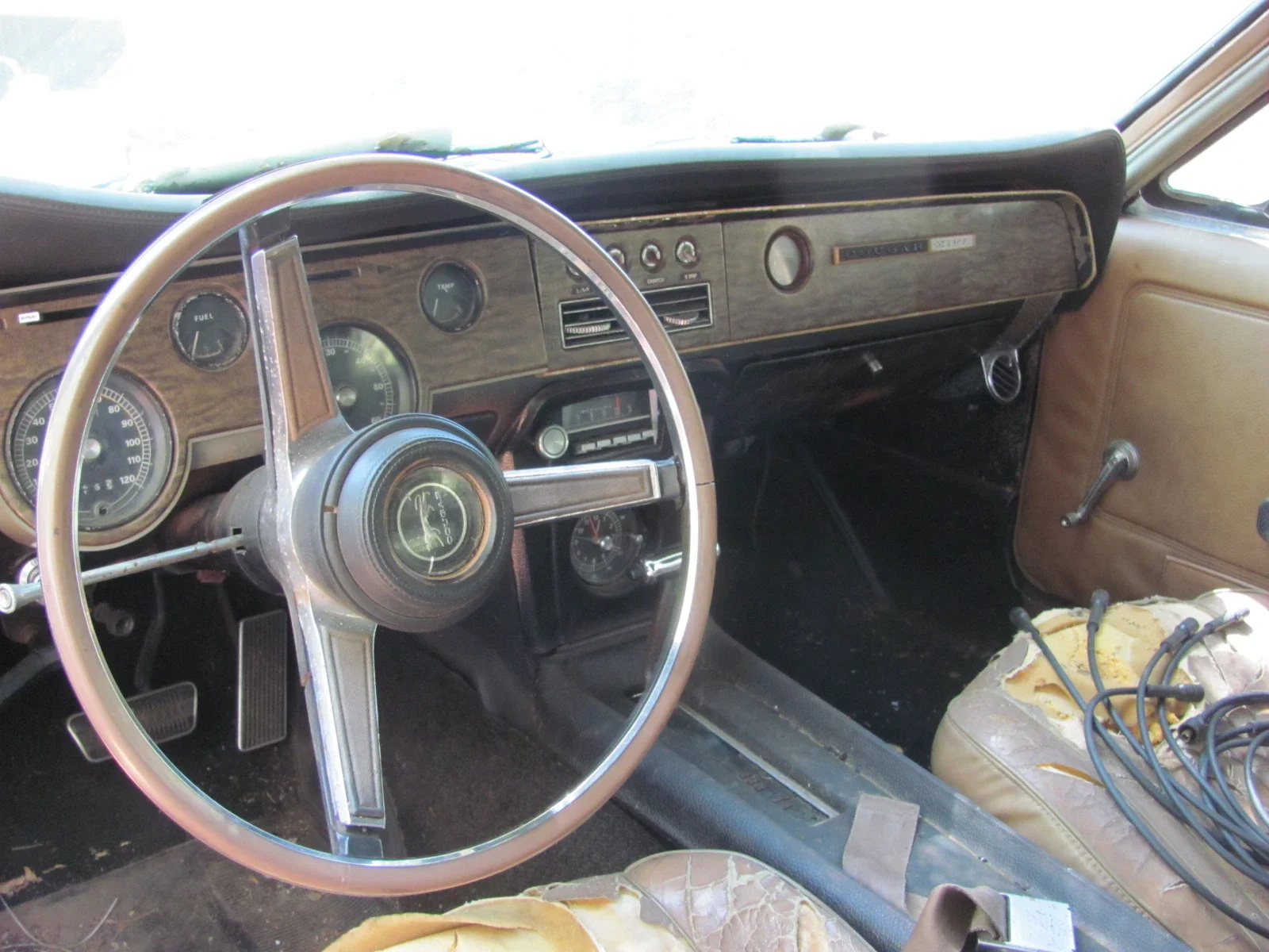 Mercury-Cougar-xr7-coupe-1967-Orange-Brown-2