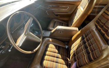 Mercury-Cougar-xr7-coupe-1973-White-Beige-8