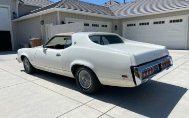 Mercury-Cougar-xr7-coupe-1973-White-Green-2
