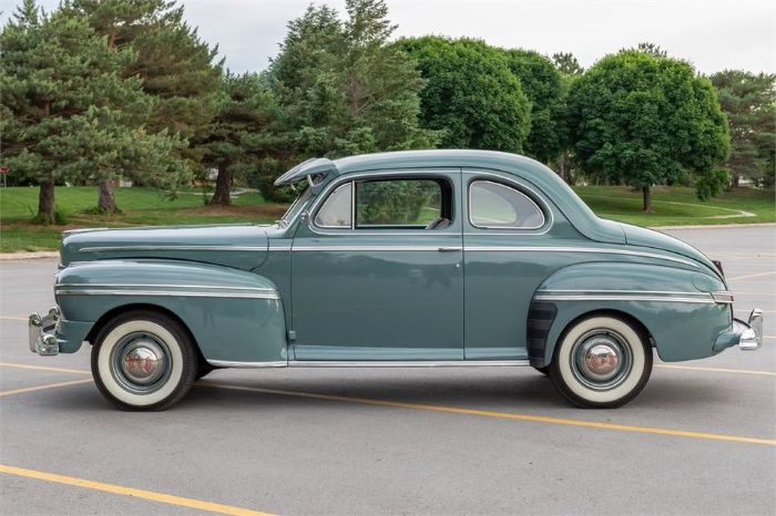 Mercury-Coupe-1946-Green-Gray-15
