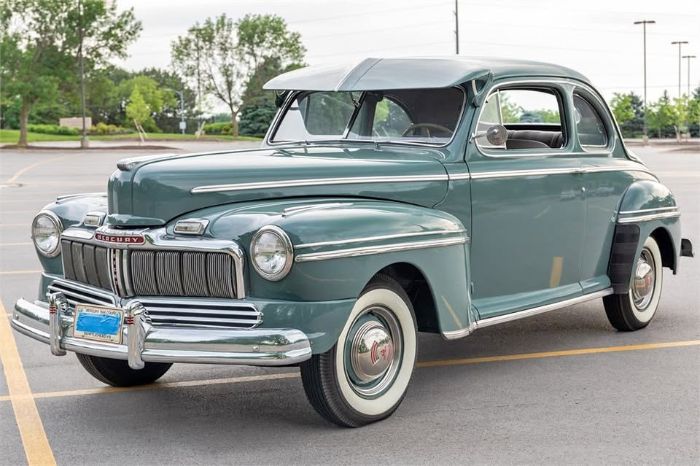 Mercury-Coupe-1946-Green-Gray-17
