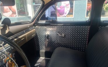 Mercury-Custom-1949-Black-Black