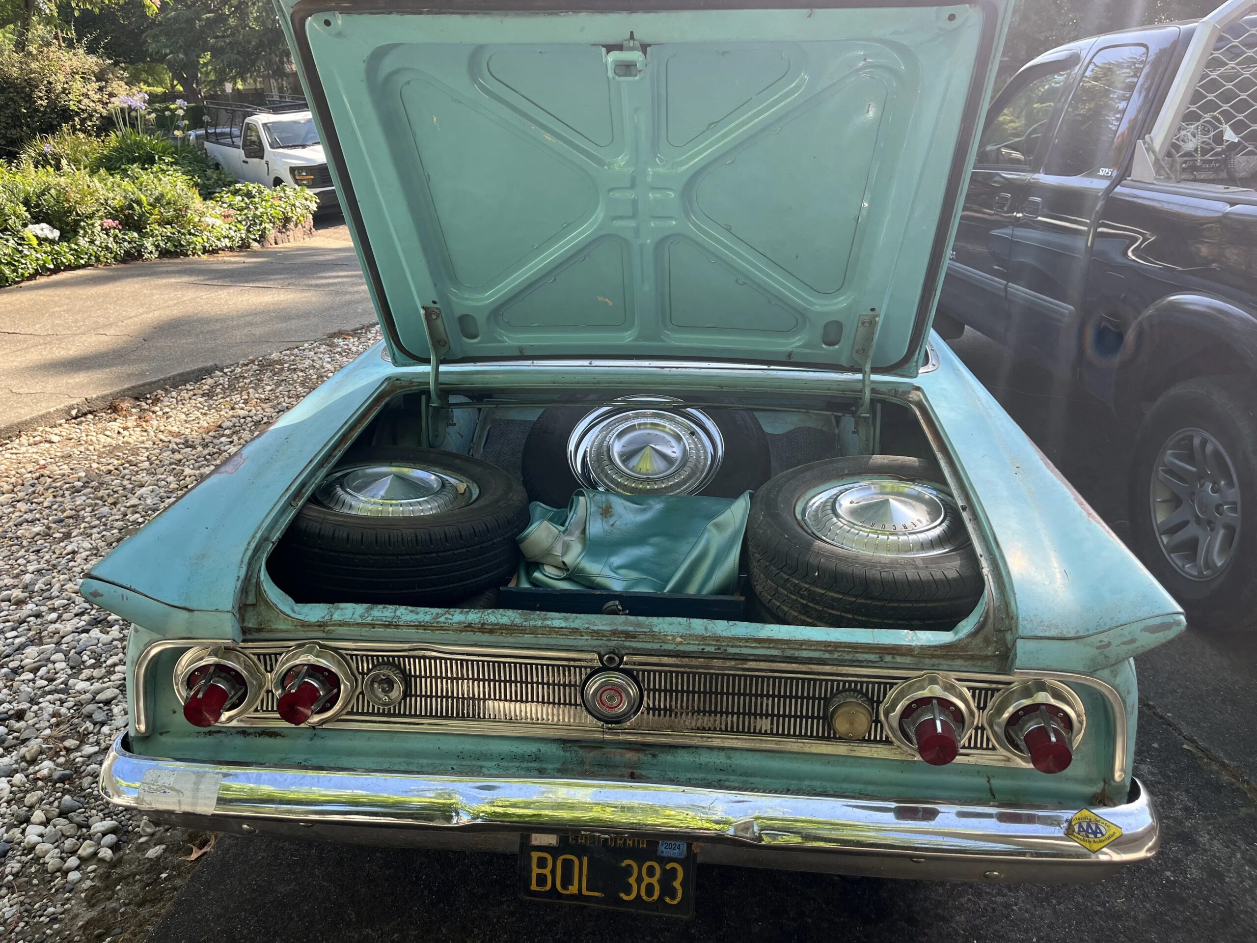 Mercury-Meteor-1963-Turquoise-Blue-8