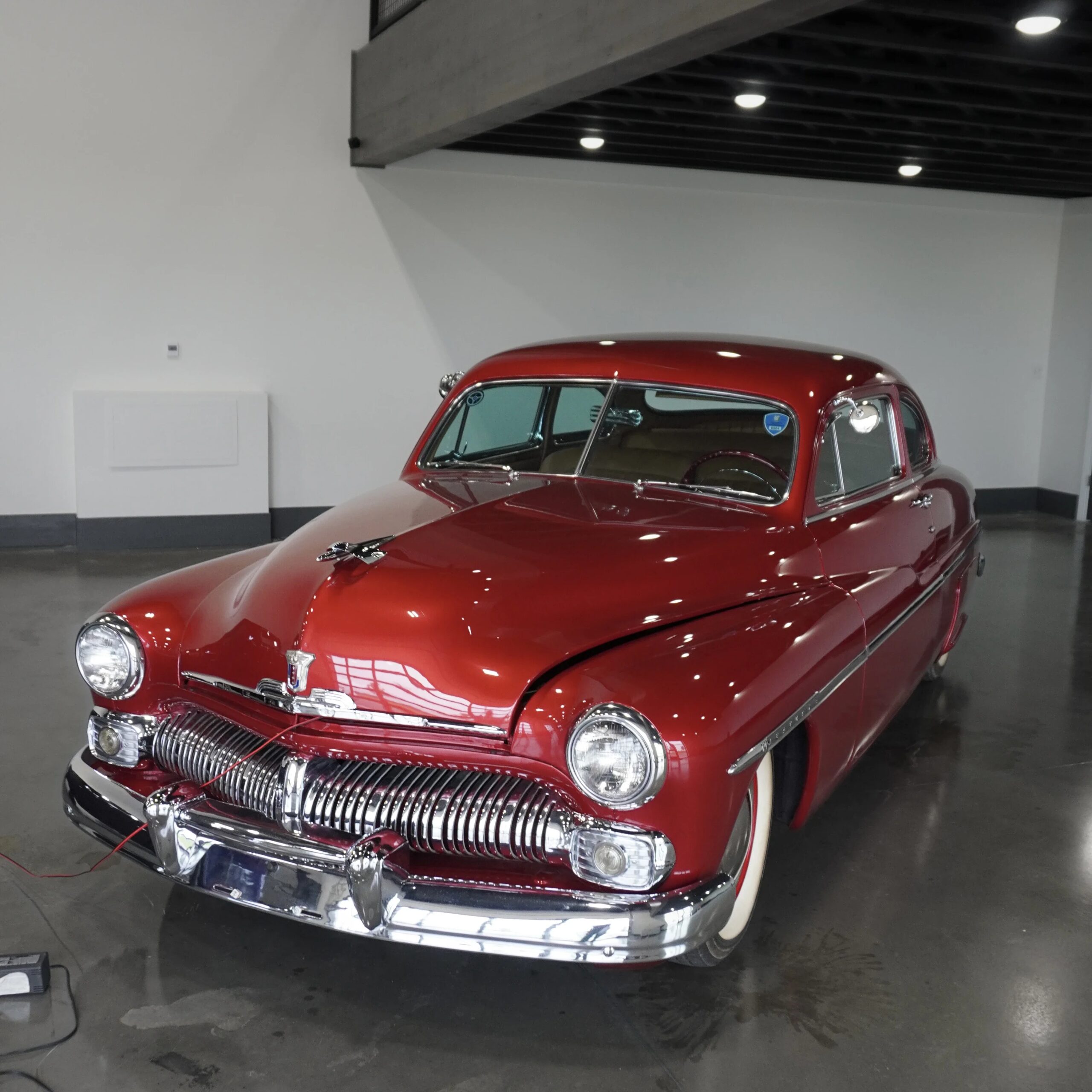 Mercury-Other-mercury-models-1950-Red-Beige-2