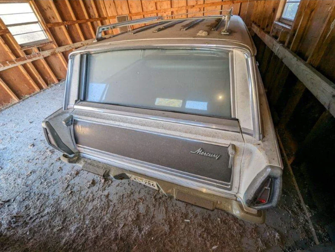 Mercury-Other-mercury-models-1968-Off-White-Black-10