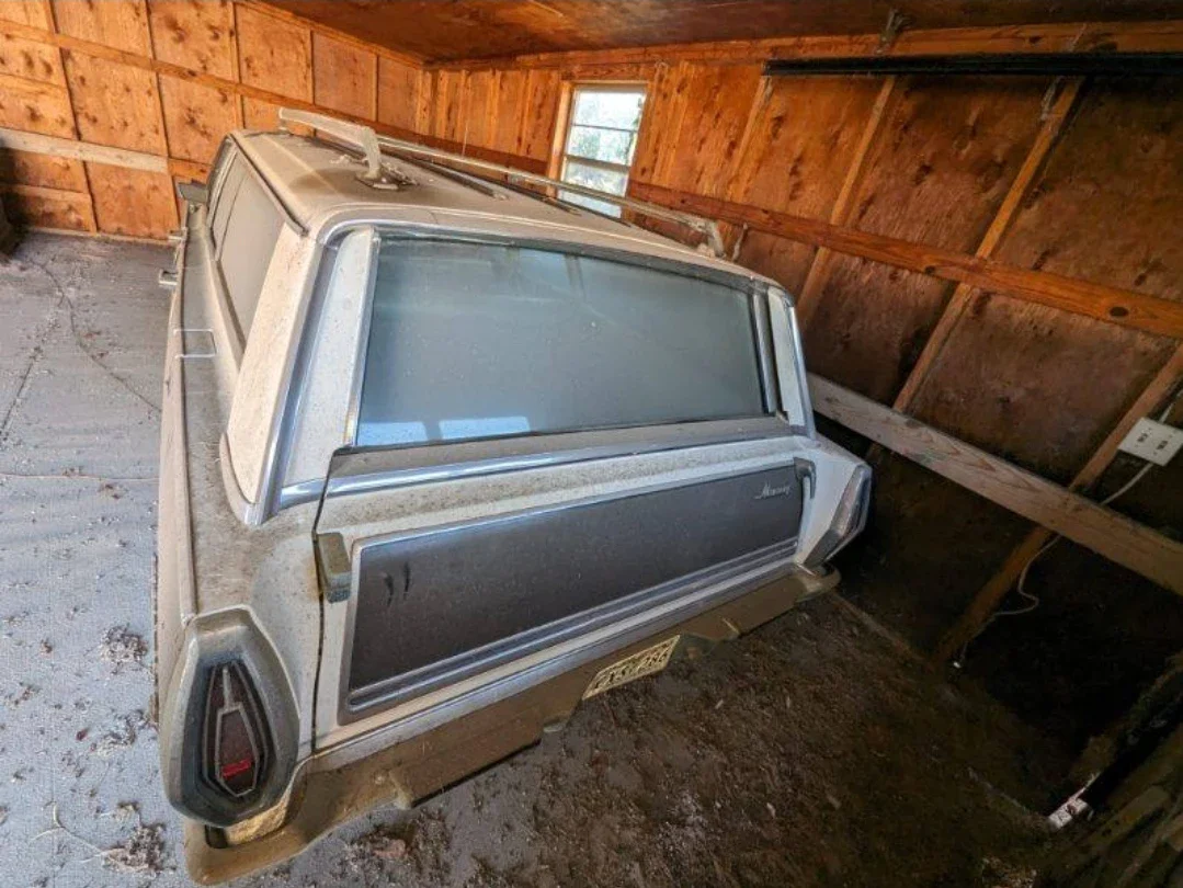 Mercury-Other-mercury-models-1968-Off-White-Black-9