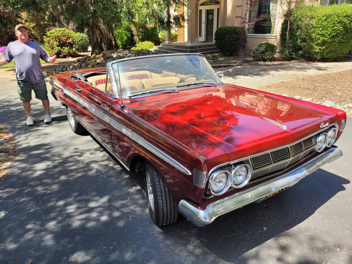 Mercury-comet-1964-red