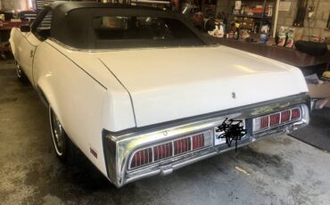 Mercury-cougar-convertible-1973-white