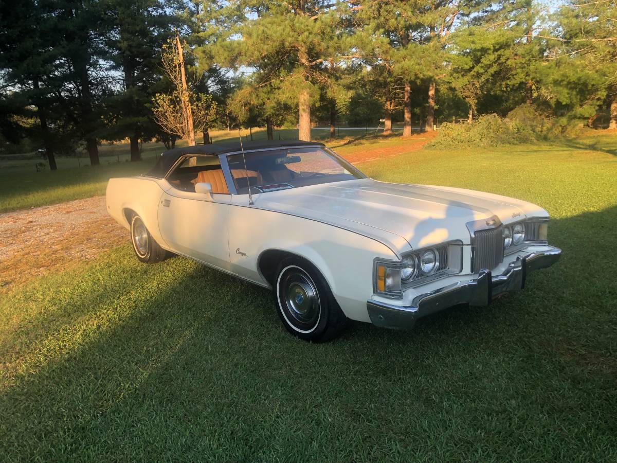 Mercury-cougar-convertible-1973-white-4