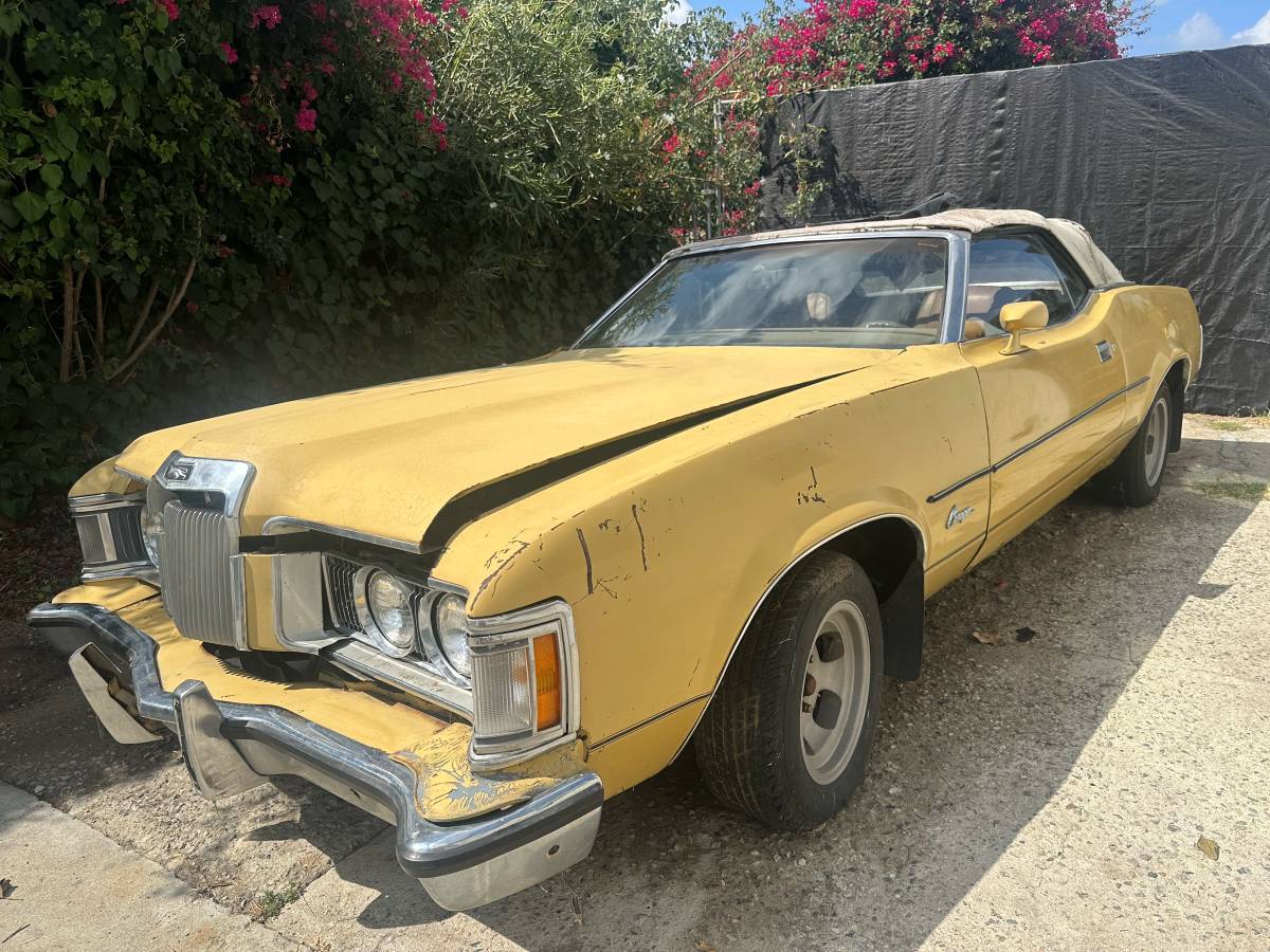 Mercury-cougar-xr-7-convertible-1973-yellow-14