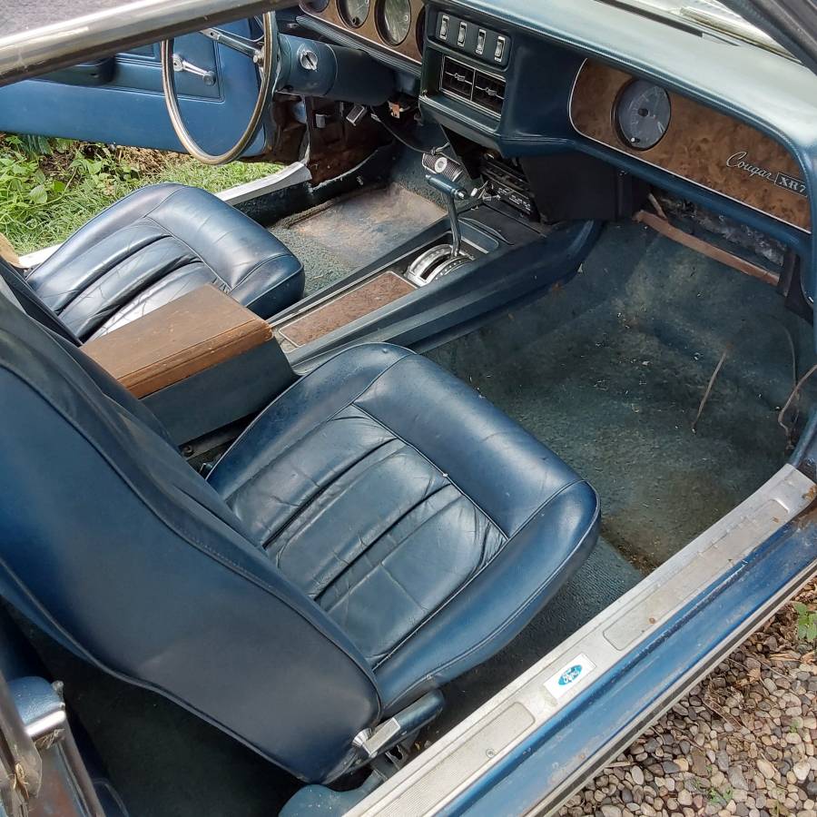 Mercury-cougar-xr7-1970-blue-13