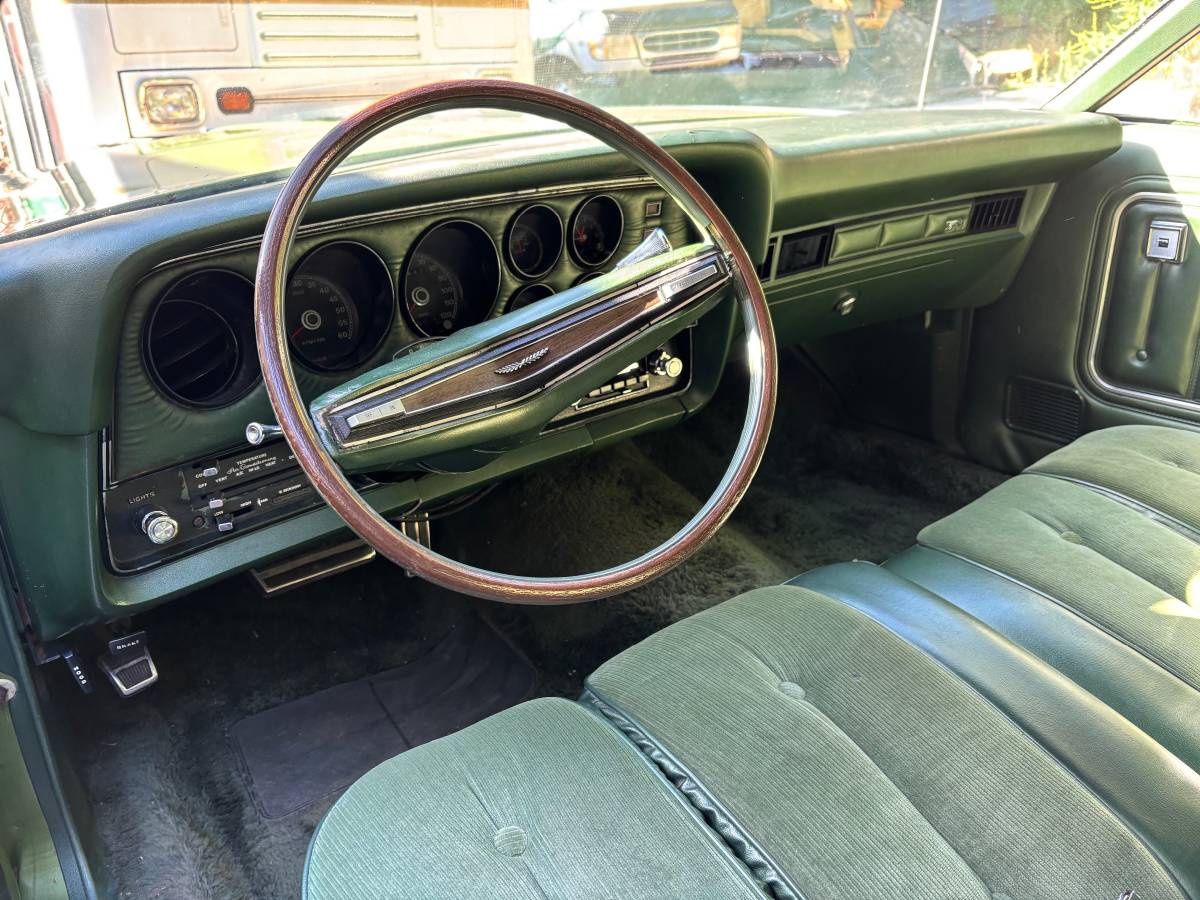Mercury-cougar-xr7-1974-green-10