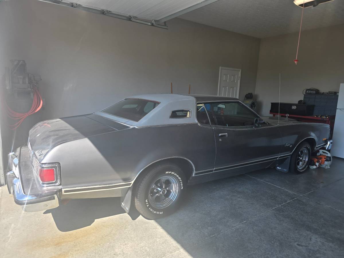 Mercury-cougar-xr7-1974-grey-3
