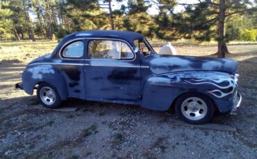 Mercury-coupe-sedan-1947-black-1
