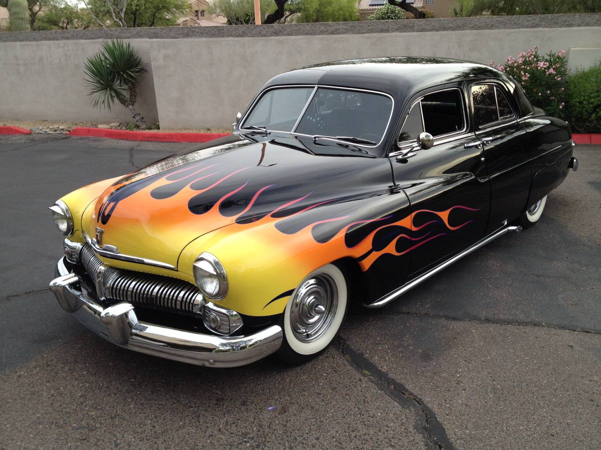 Mercury-deluxe-sedan-1950-black