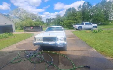 Mercury-grand-marquis-1977-white-2