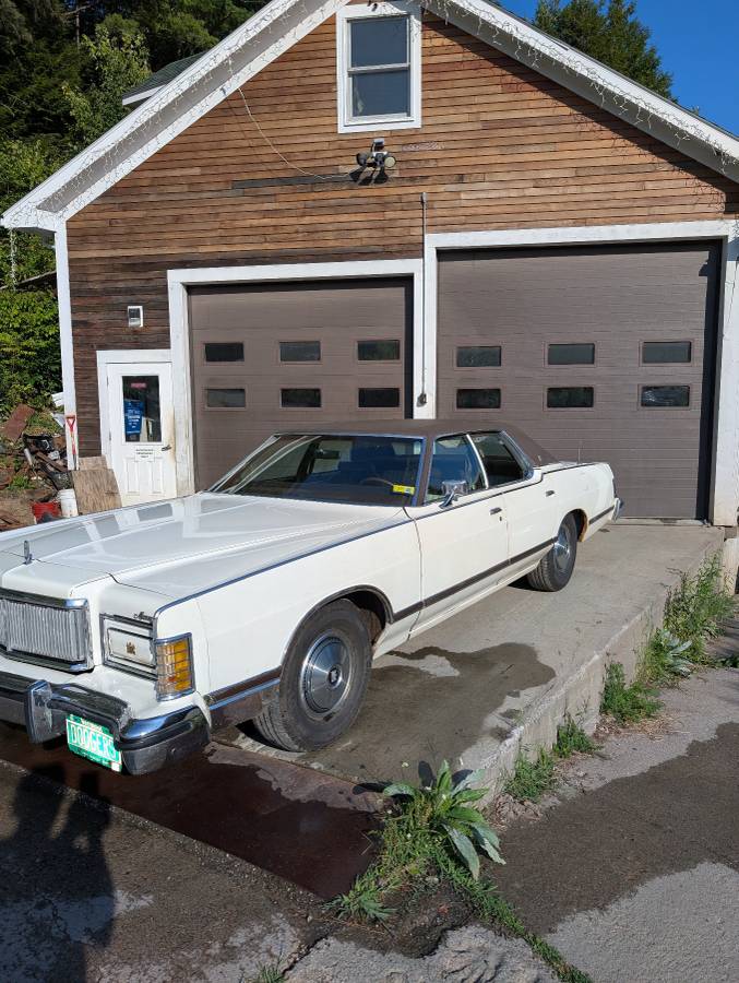 Mercury-grand-marquis-1977-white-2