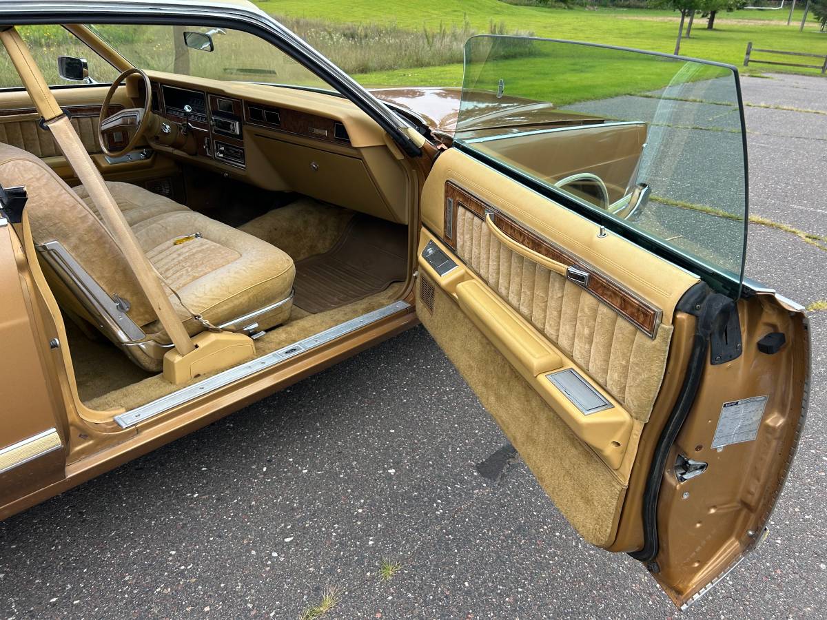 Mercury-grand-marquis-1978-custom-16
