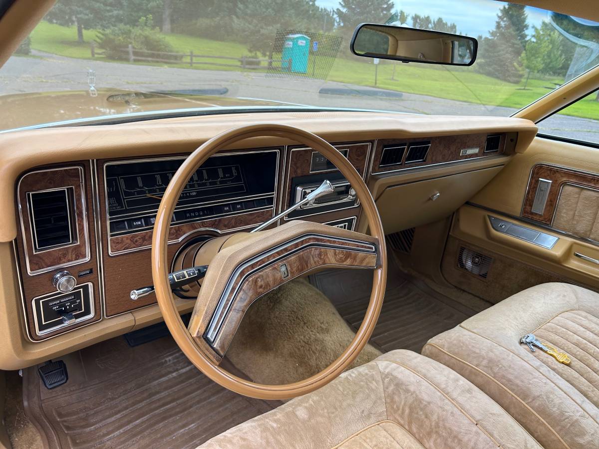 Mercury-grand-marquis-1978-custom-9