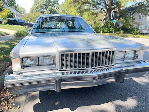 Mercury-grand-marquis-1986-white-3