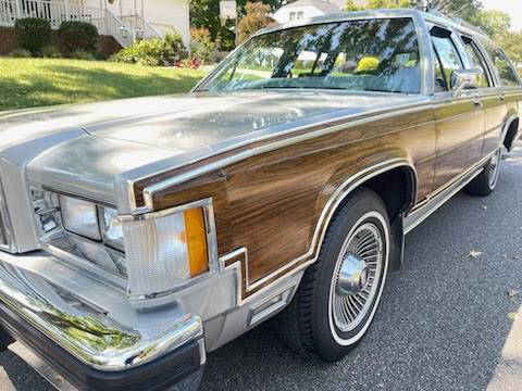 Mercury-grand-marquis-1986-white-5