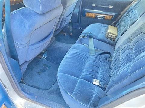 Mercury-grand-marquis-1986-white-7
