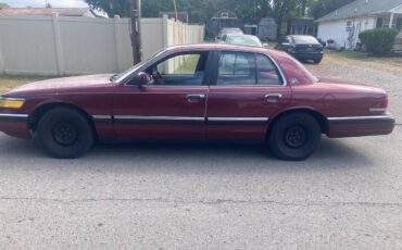 Mercury-grand-marquis-1993-red-2