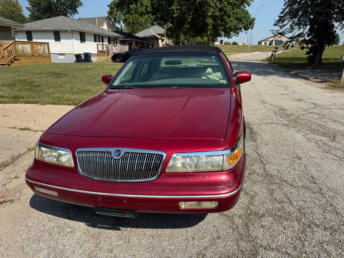 Mercury-grand-marquis-1995-red-11