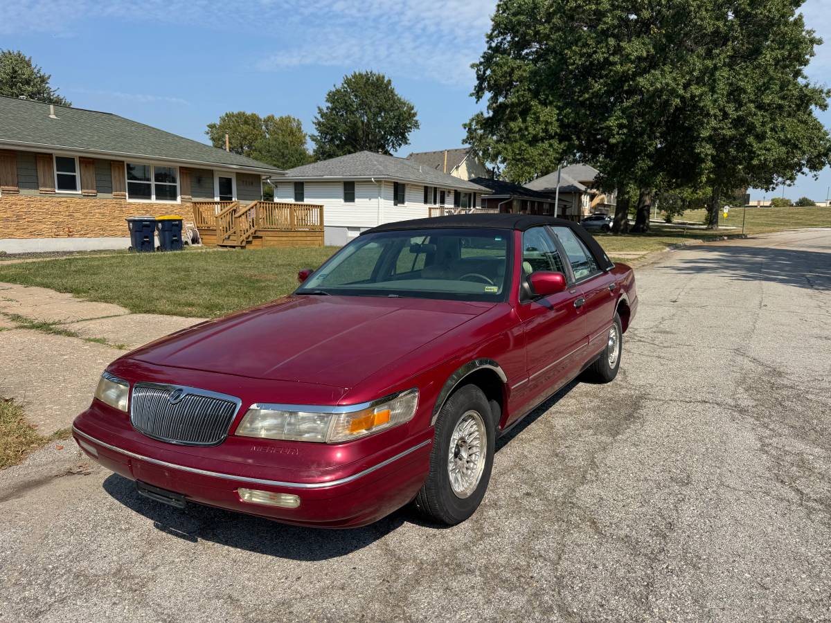 Mercury-grand-marquis-1995-red-7