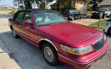Mercury-grand-marquis-1995-red-8