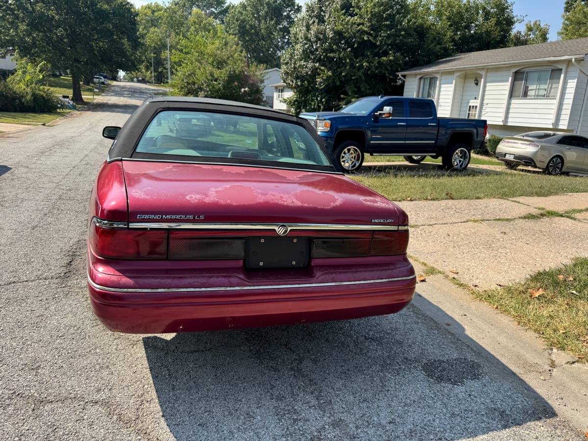 Mercury-grand-marquis-1995-red-9