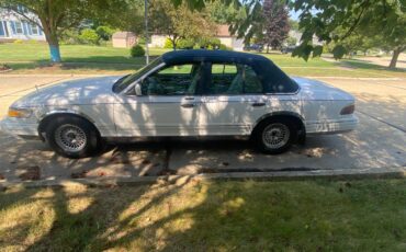 Mercury-grand-marquis-1995-white-1
