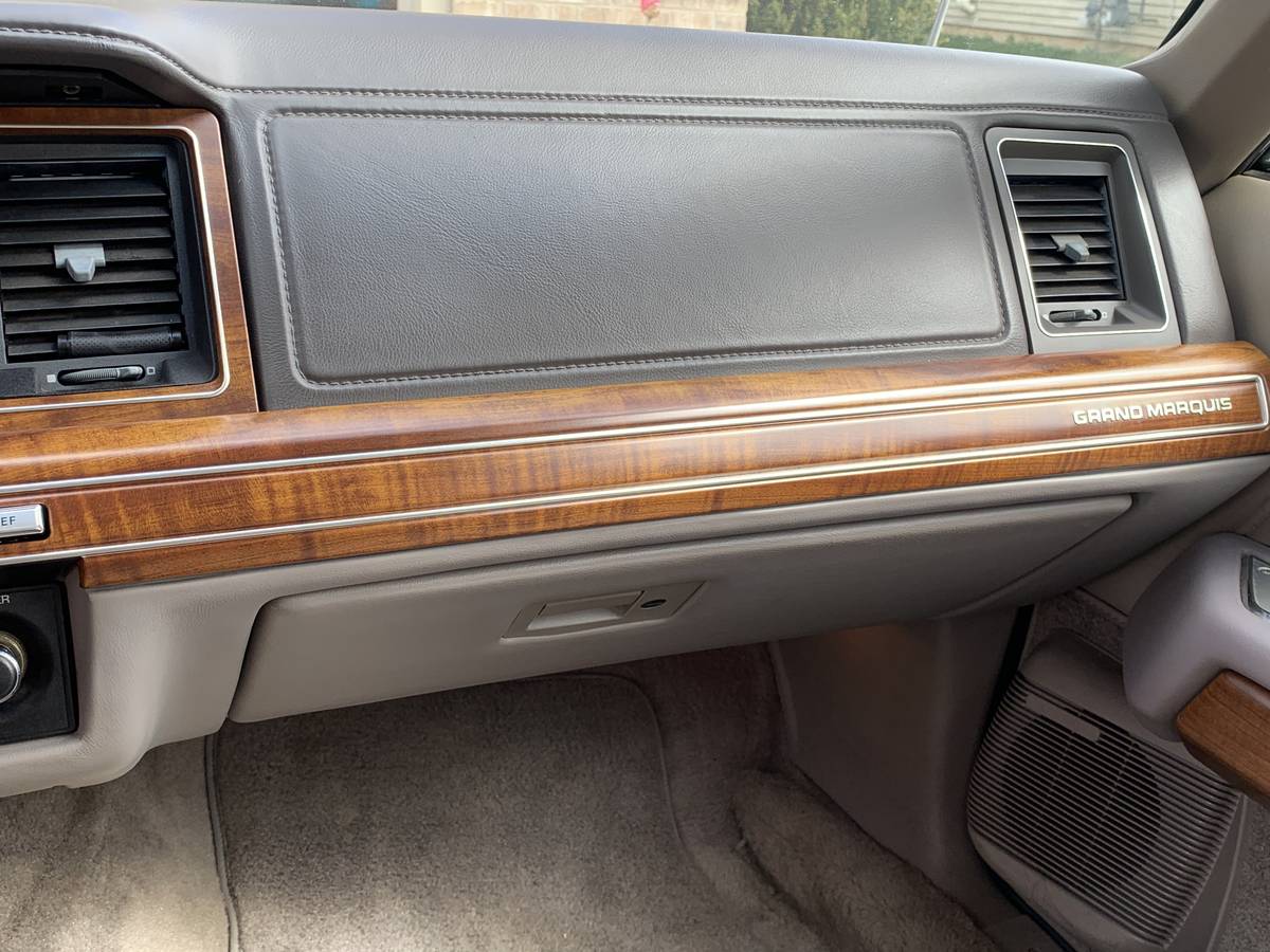 Mercury-grand-marquis-ls-1991-grey-14