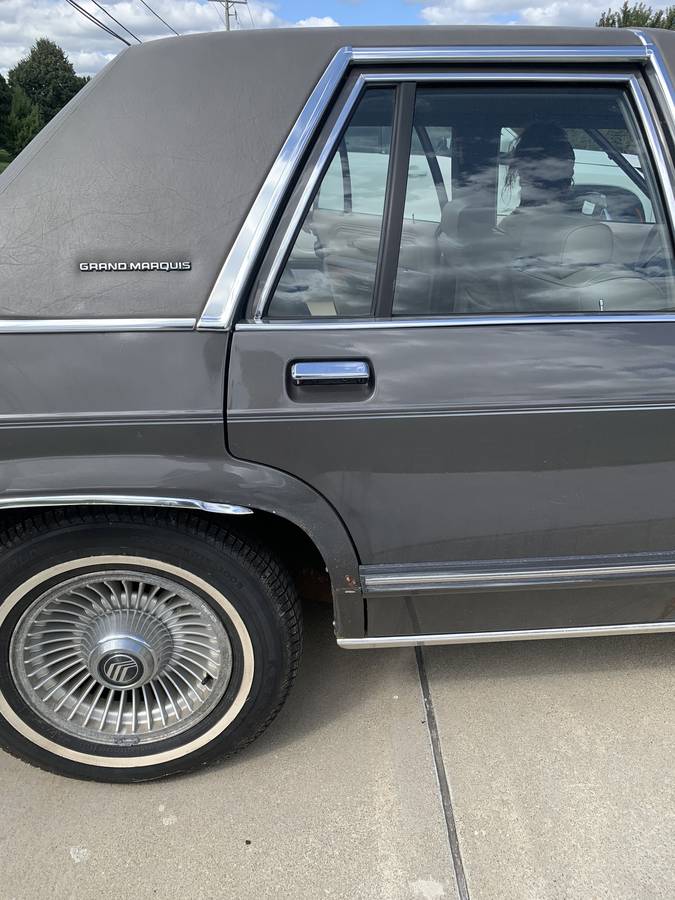 Mercury-grand-marquis-ls-1991-grey-7