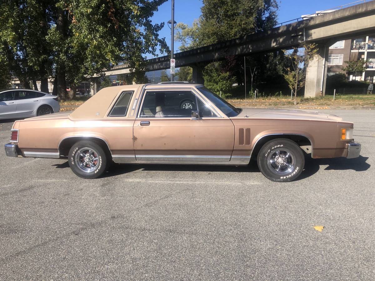Mercury-marquis-brougham-1981-brown-1