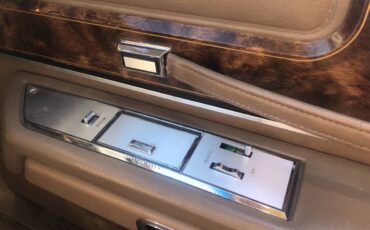 Mercury-marquis-brougham-1981-brown-11
