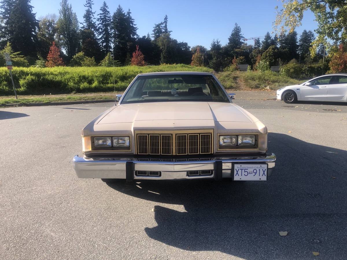 Mercury-marquis-brougham-1981-brown-3