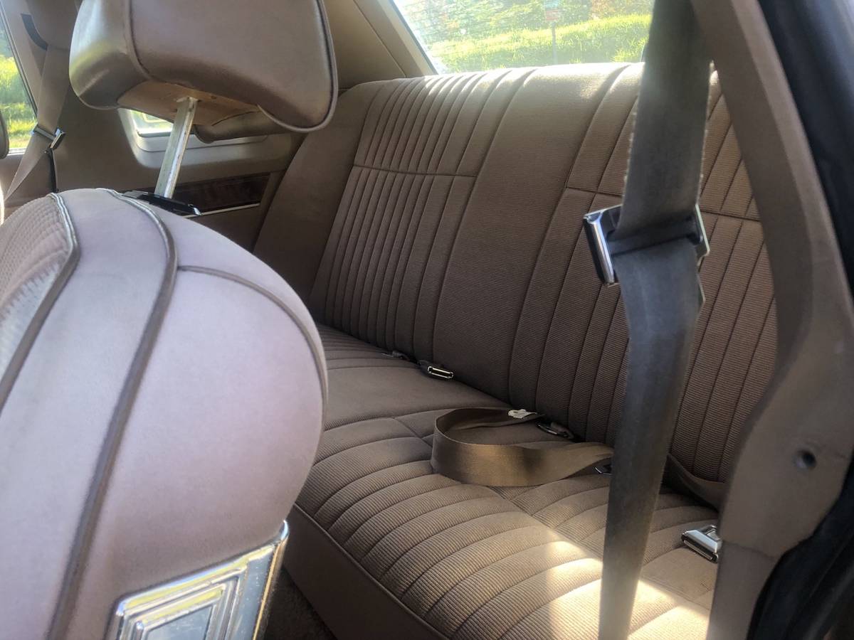 Mercury-marquis-brougham-1981-brown-7